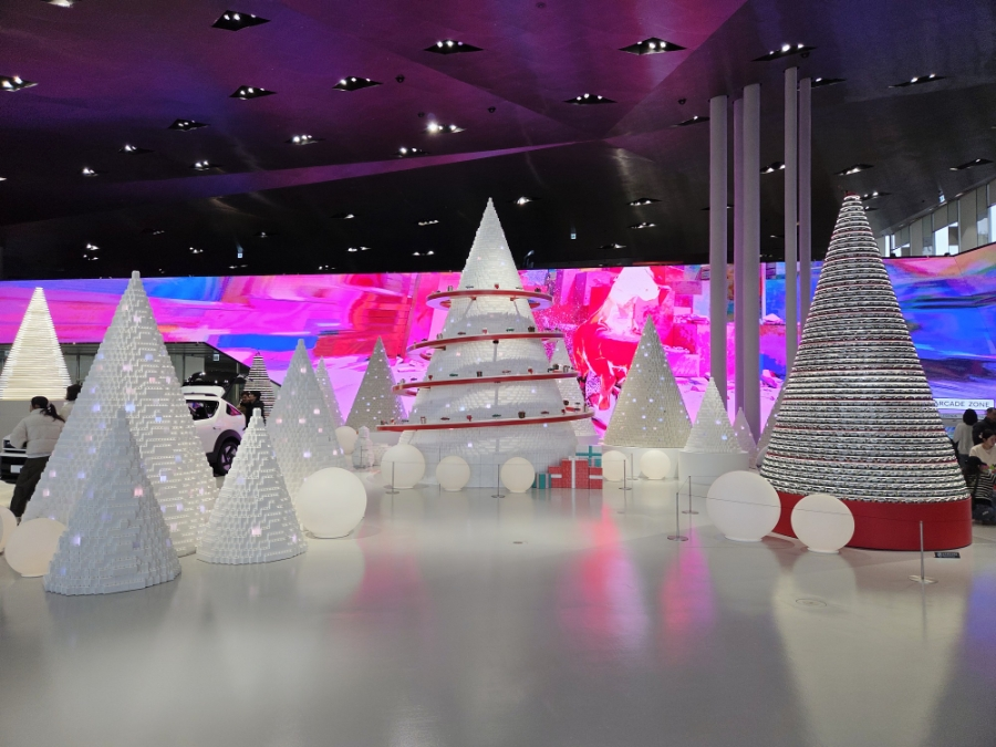 현대모터스튜디오 고양 HAPPY 2026 신년 테마 포토존 전경